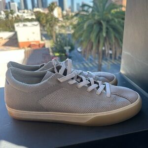 Rothys The Lace Up Sneakers in Storm Gray - Women’s 9